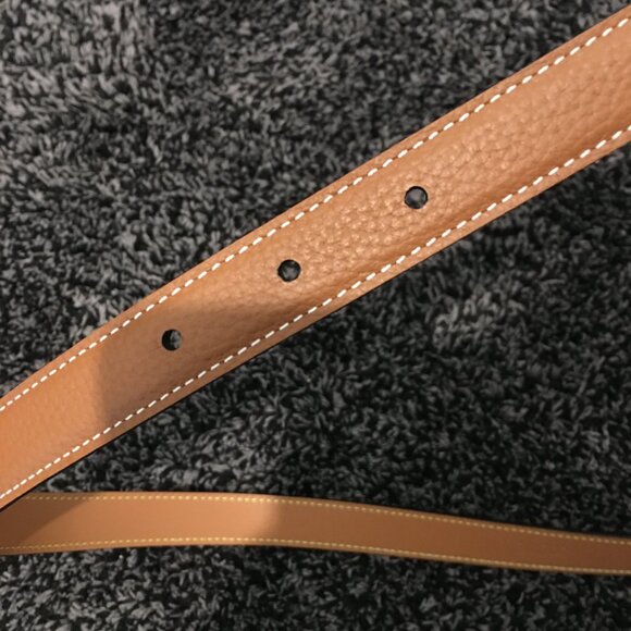 Anagram Belt in Pebble Grain Calfskin 80 - Picture 5 of 7